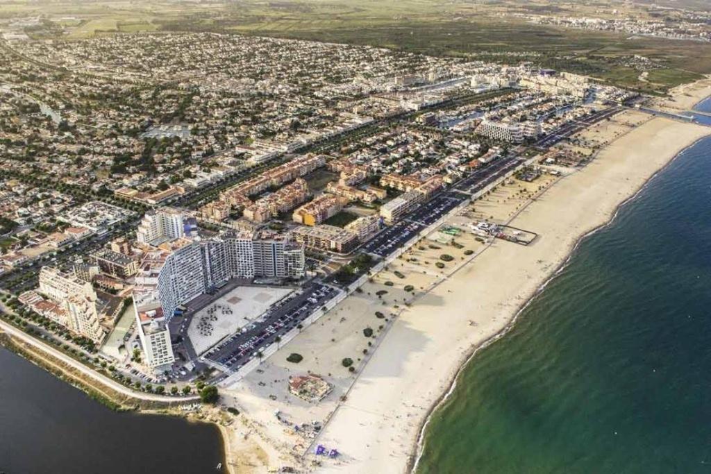 Costa Brava Acollidor Apartament Amb Gran Terrassa Per A 3 Persones กัสเตโย เดมปูเรียส ภายนอก รูปภาพ